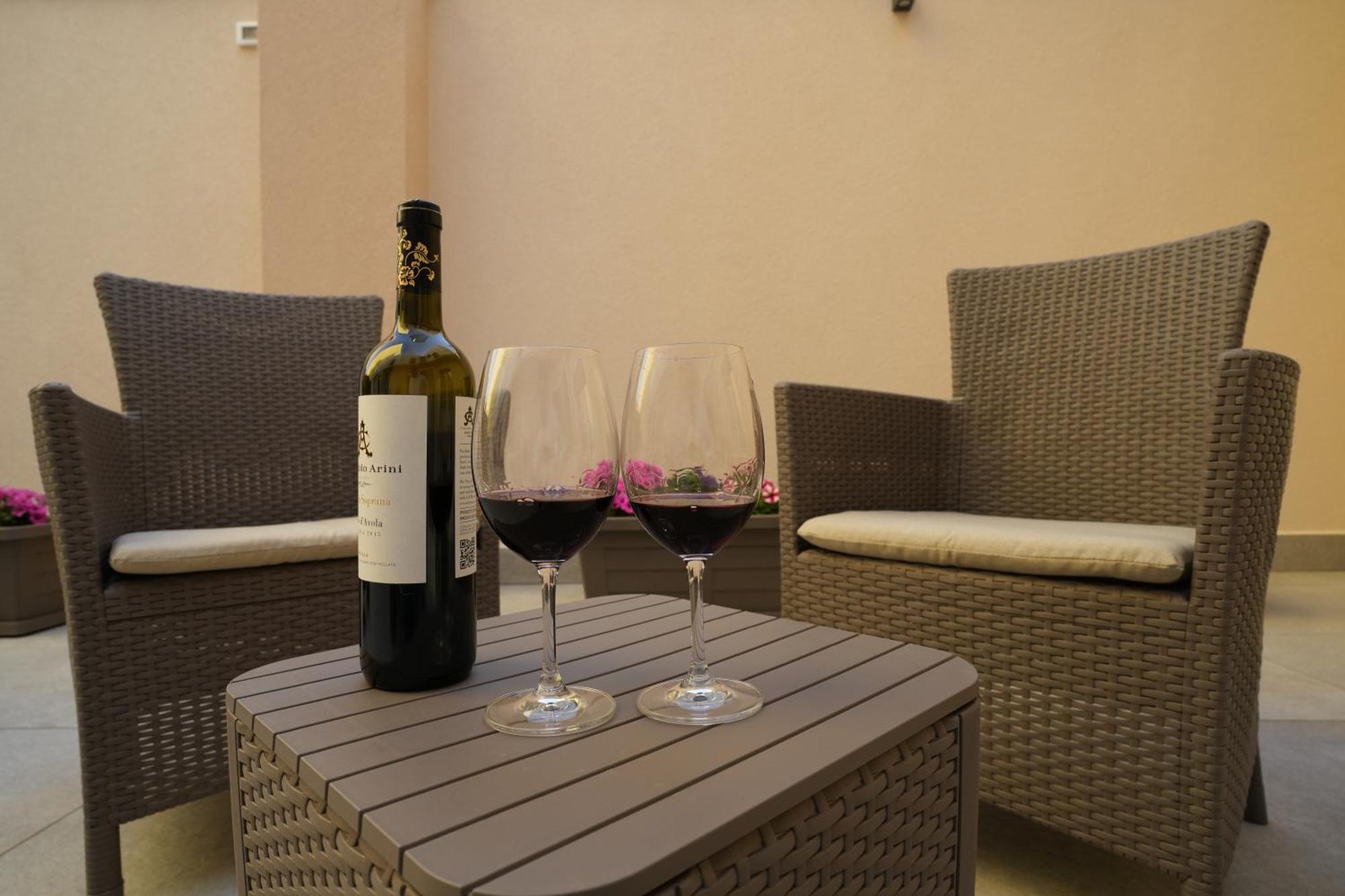 Enea Suite Трапани Экстерьер фото